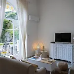 Apartman House On The Rock *